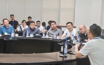 利用新膜技术 践行清洁出产|沙巴总经理方富林与克拉玛依调查团共话石油石化绿色发展